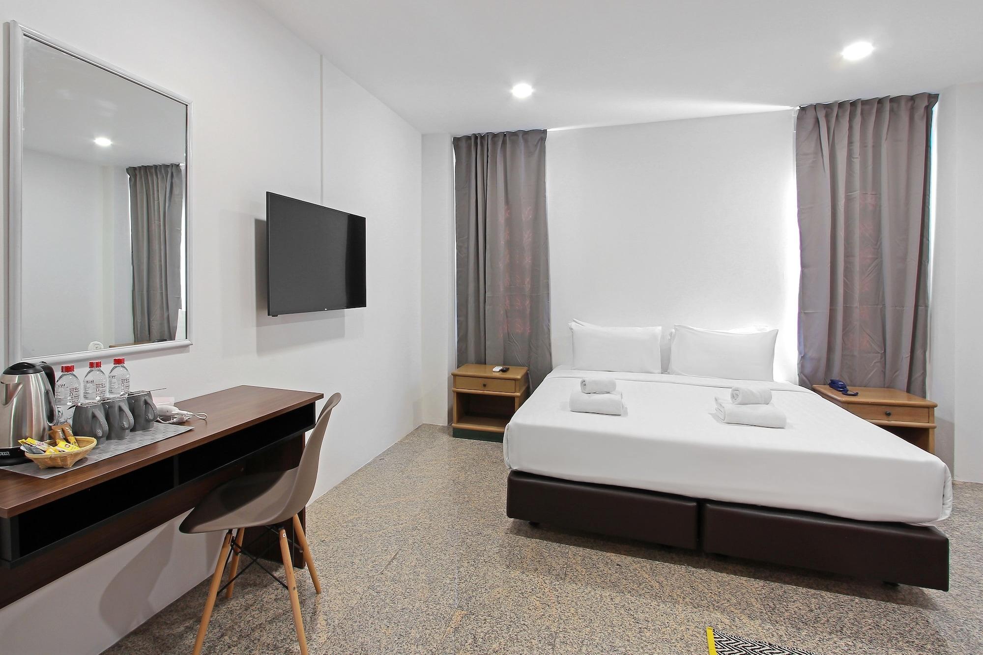Pula Silom Hotel Bangkok Ngoại thất bức ảnh