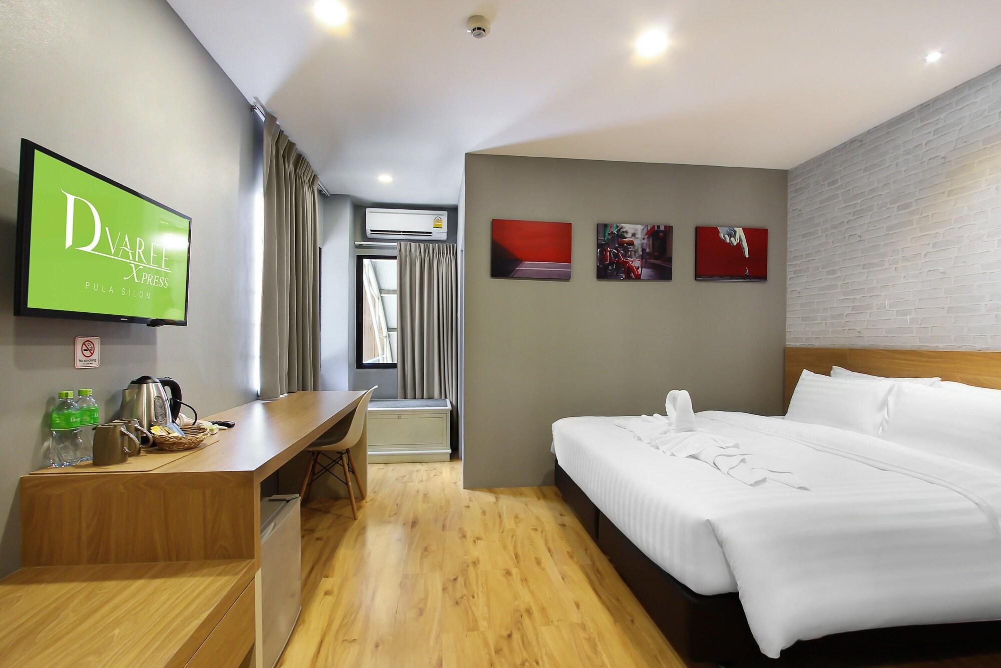 Pula Silom Hotel Bangkok Ngoại thất bức ảnh