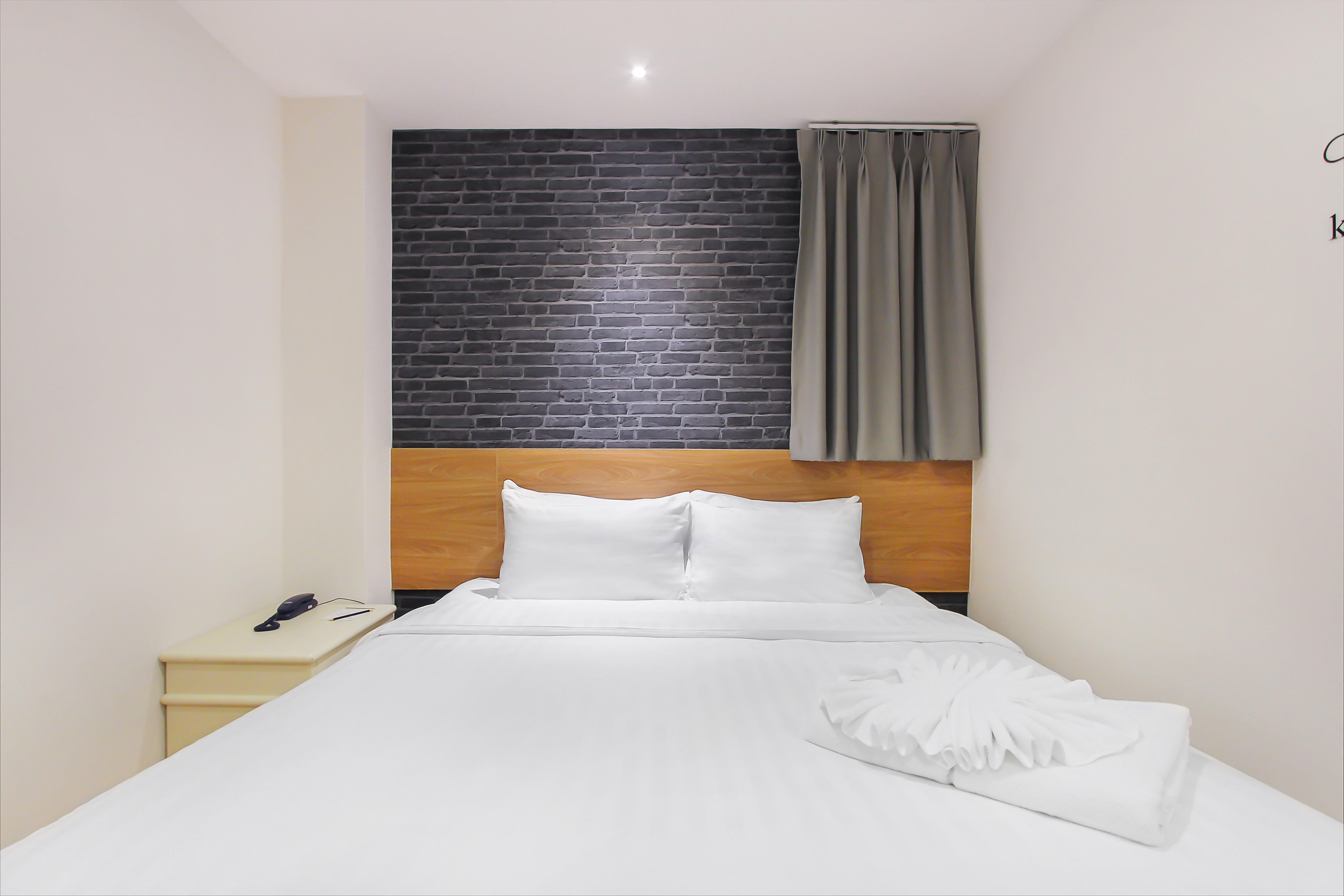 Pula Silom Hotel Bangkok Ngoại thất bức ảnh