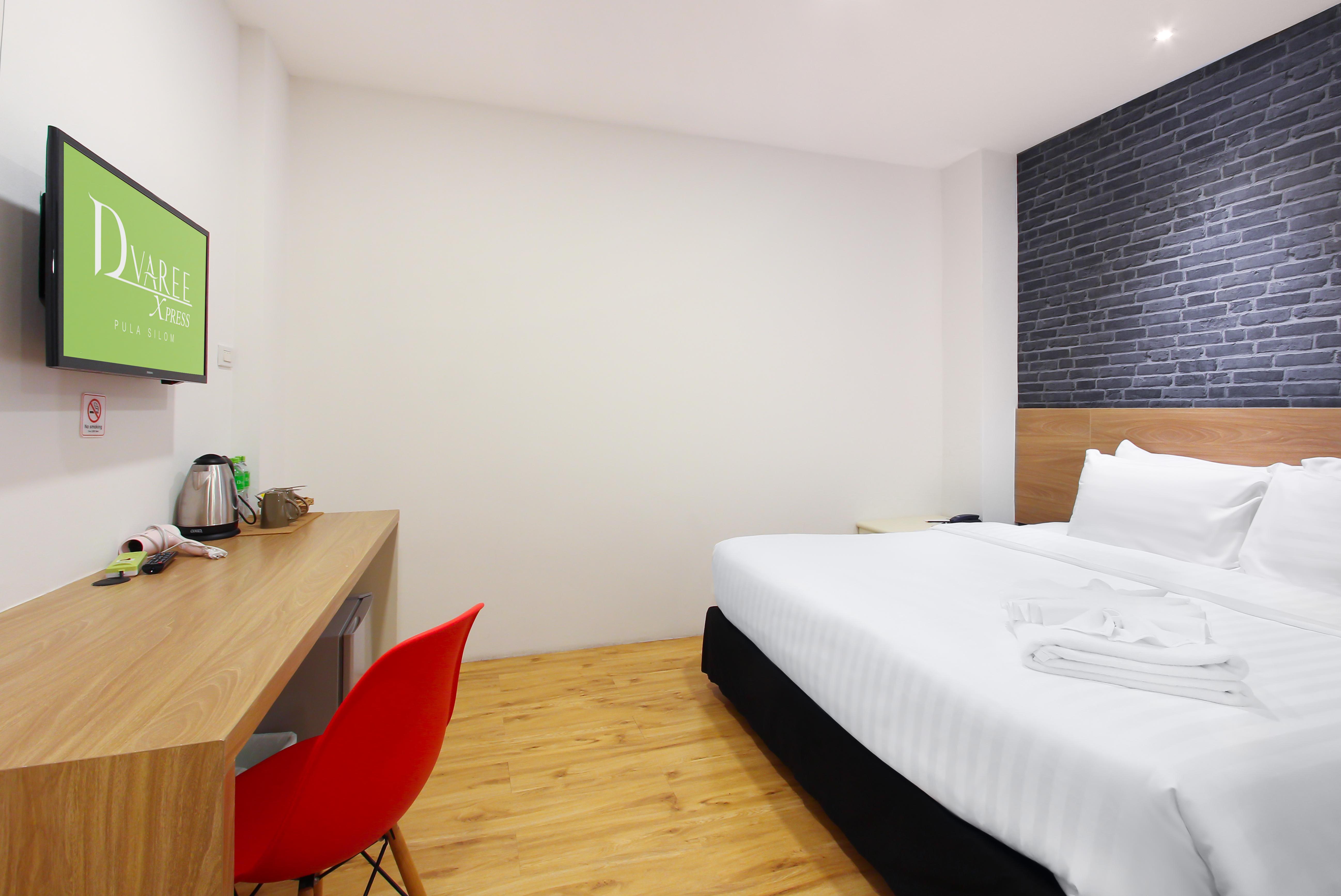 Pula Silom Hotel Bangkok Ngoại thất bức ảnh