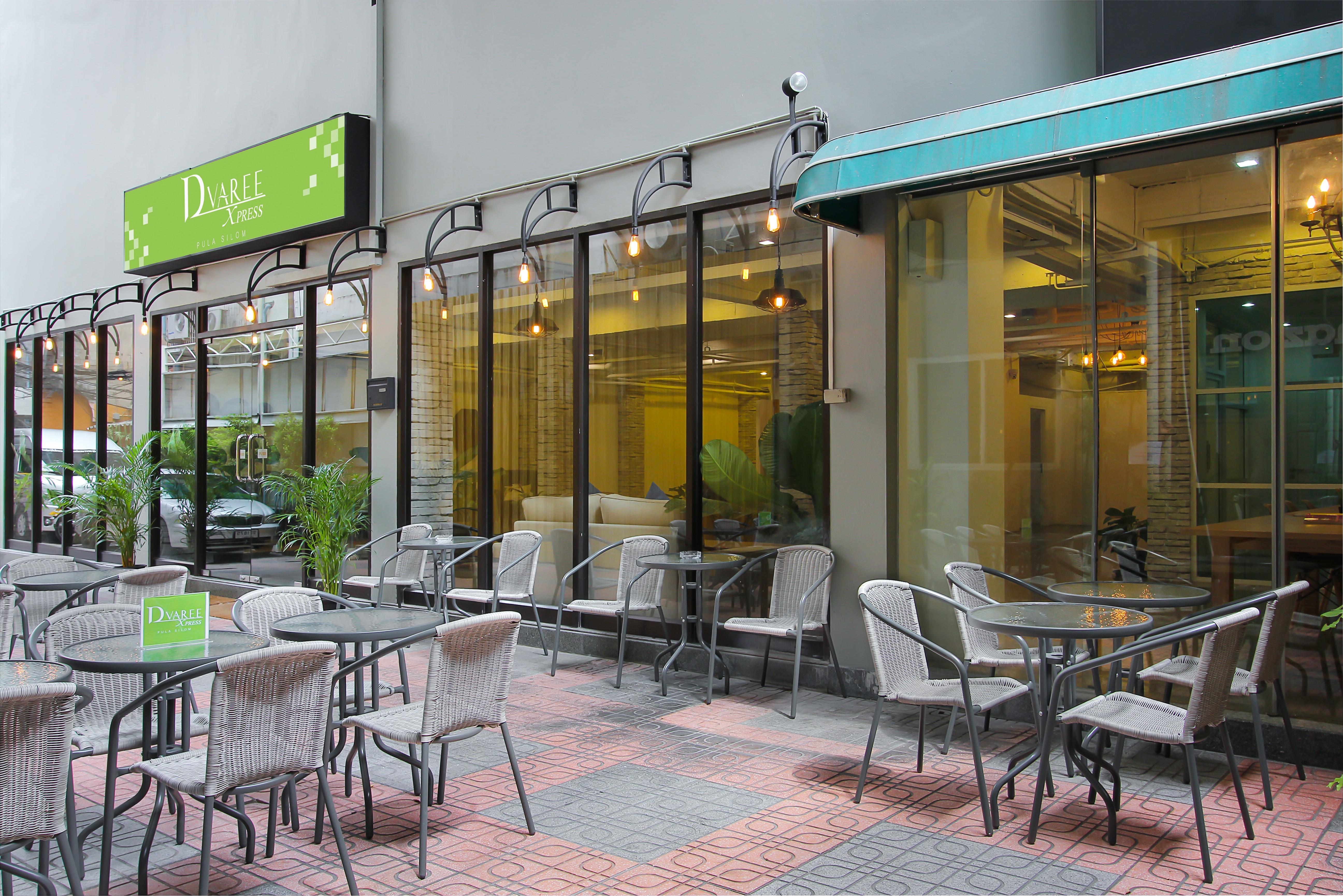 Pula Silom Hotel Bangkok Ngoại thất bức ảnh